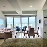Beachfront Apartment In Bocagrande