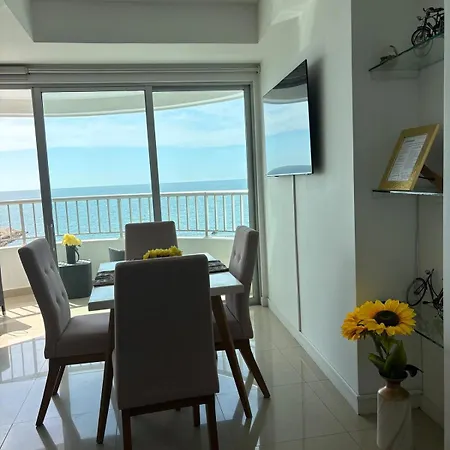 Beachfront In Bocagrande Apartamento