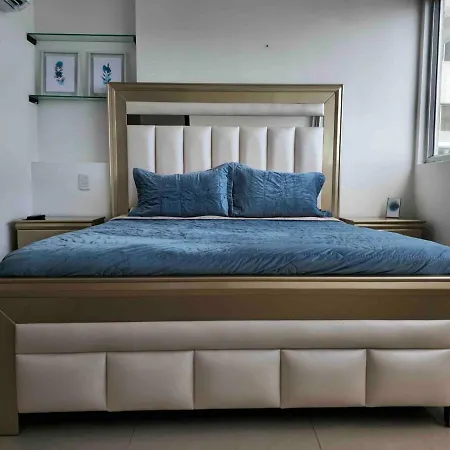 Apartamento Beachfront In Bocagrande Cartagena